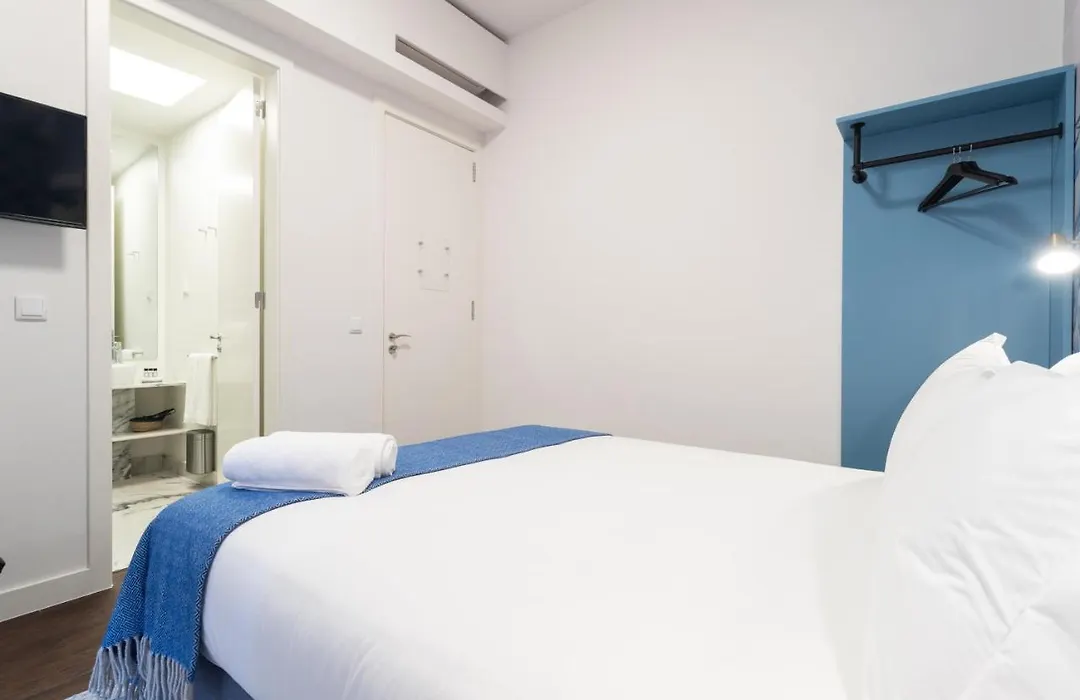 Bairro Alto Guesthouse-1