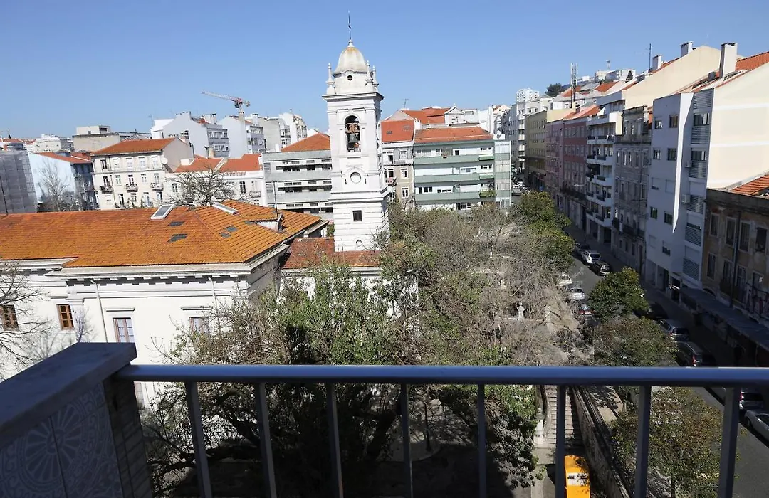 Lisbon Home Host-1