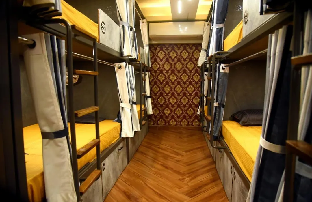 Charyana Hotel Ac Dormitory-1