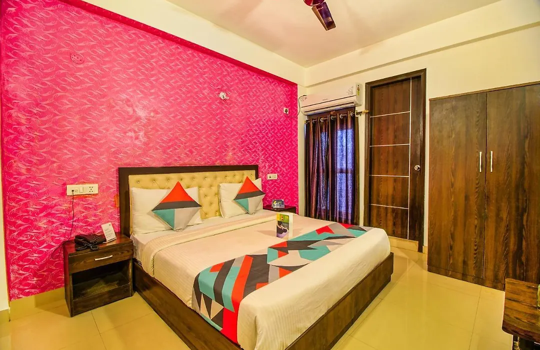 Fabhotel Tp Suites-1