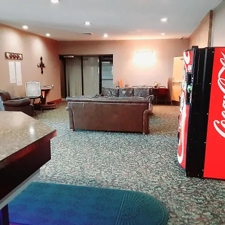 Vegas Minot Hotel-2