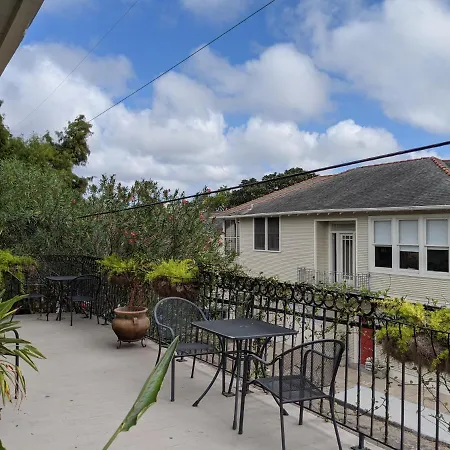 Balcony Guest House-3