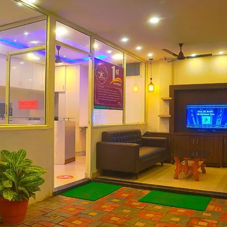 Jk Rooms 126 Parashar Legacy - Opp Railway Station-2