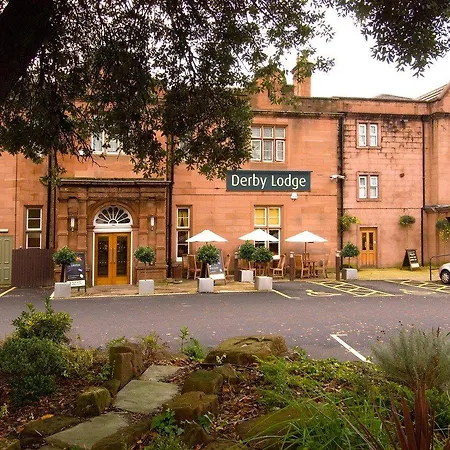 Premier Inn Liverpool-3