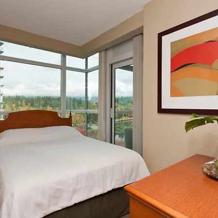Lord Stanley Suites On The Park-3