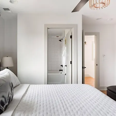 Brand New Luxury Home Near Downtown-2