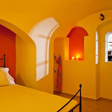Lava Suites & Lounge-3