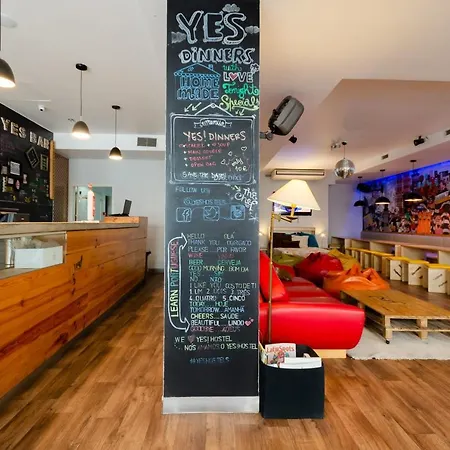 Yes Lisbon Hostel-3