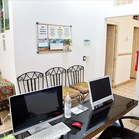 Alexandross Hostel-3
