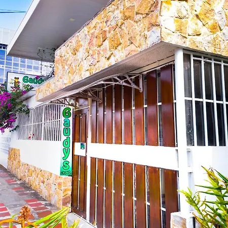 Gaudy'S Hostel-2