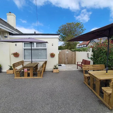 Tregarthen - Adult Only-3