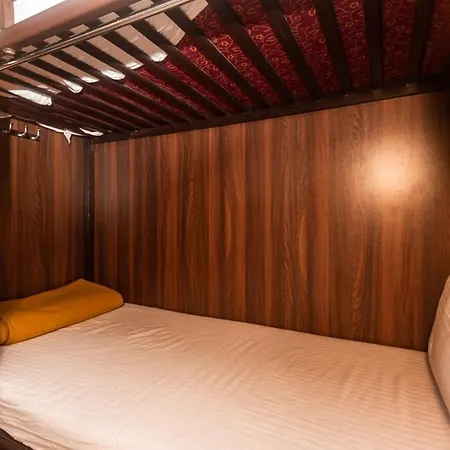 Almas Dormitory Andheri West-2