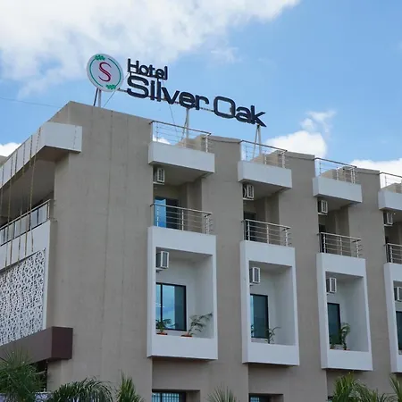 Hotel Silver Oak-3
