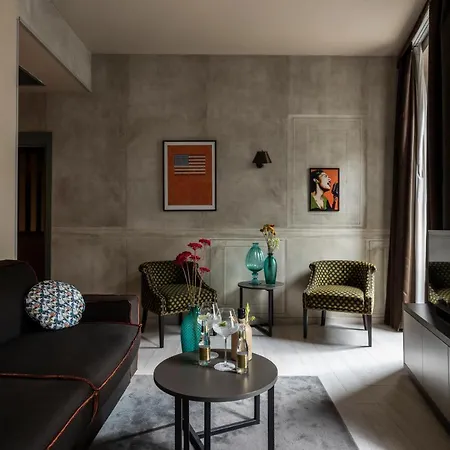 Fifty House-3