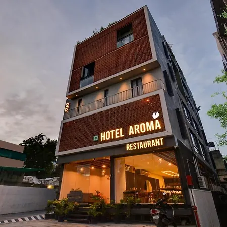 Treebo Aroma Executive-3