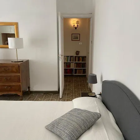 Rooms In San Domenico Maggiore 3-3