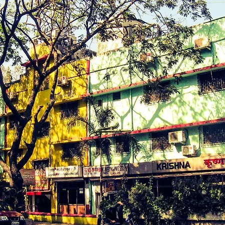 Hotel Metro Plaza Near Barc-2