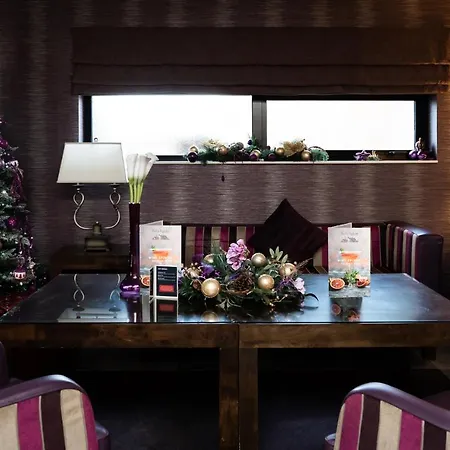 Ballyrobin Hotel-2