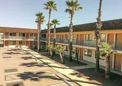 Super Inn Motel-3