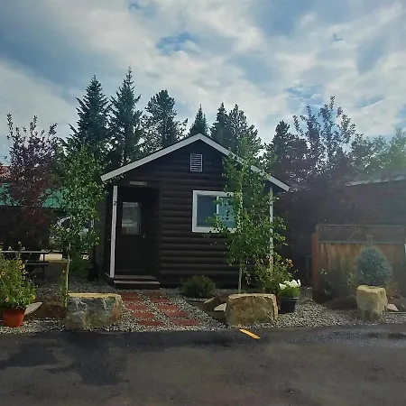 9 Bar W Cabins-2
