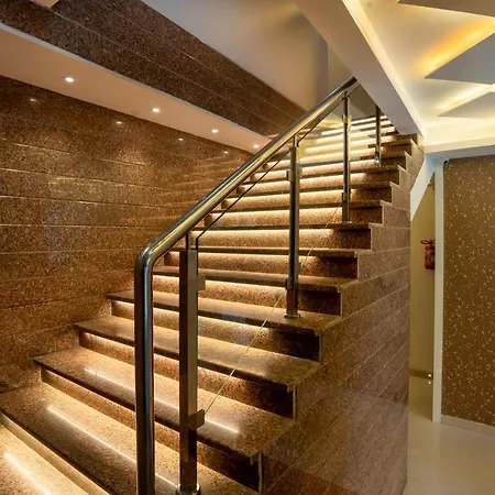Hotel Empire - Near Mumbai International Airport-3