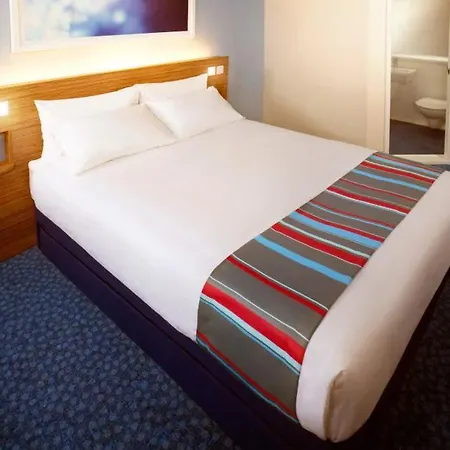 Comfort Hotel Tower Of London-2