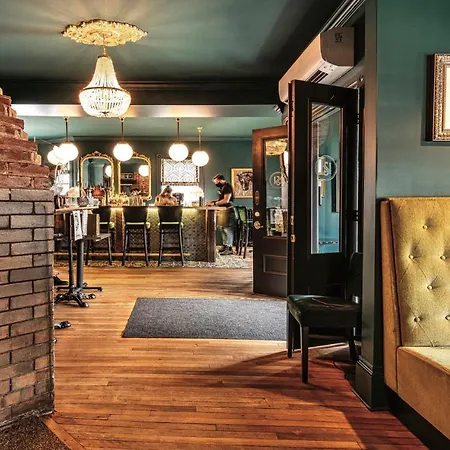 Slaymaker & Nichols Gastro House & Inn-3