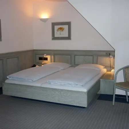 Avenue Hotel-3