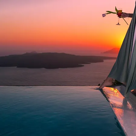 Adamant Suites (Adults Only)-3