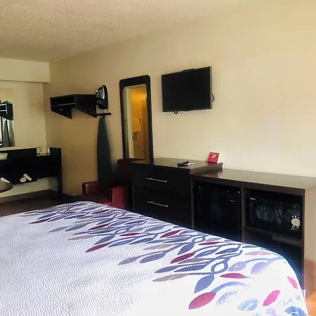 Red Roof Inn Bridgeton-3