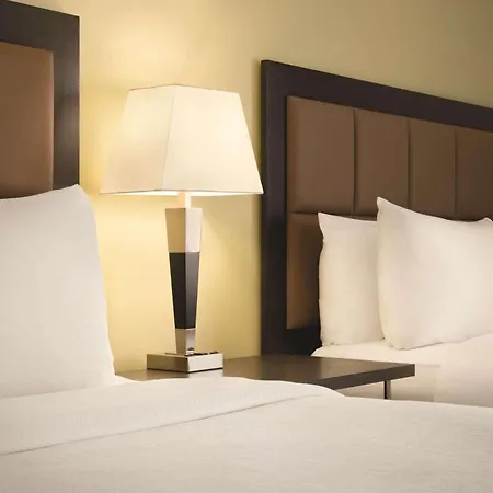 Park Inn By Radisson, Calgary Airport North, Ab-3