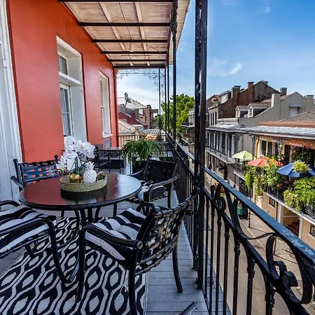 Saint Philip French Quarter-2
