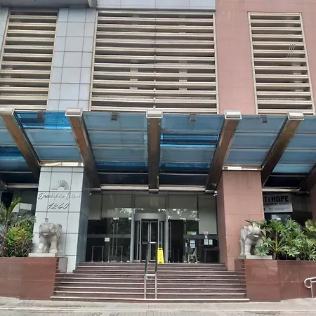 Usa Embassy Front Suite Pearl Of The Orient-2