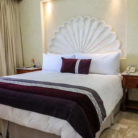 Velas Vallarta Suite Resort All-Inclusive-3