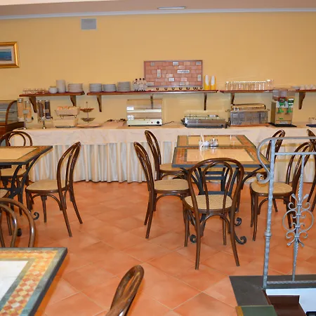 Hotel Neapolis-3