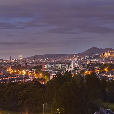 Holiday Inn Express Edinburgh City West By Ihg-2