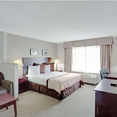 Baymont By Wyndham Reno-3
