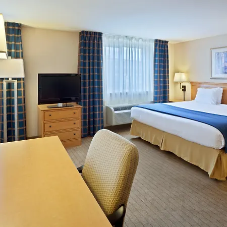 Holiday Inn Express & Suites Seattle - City Center-3