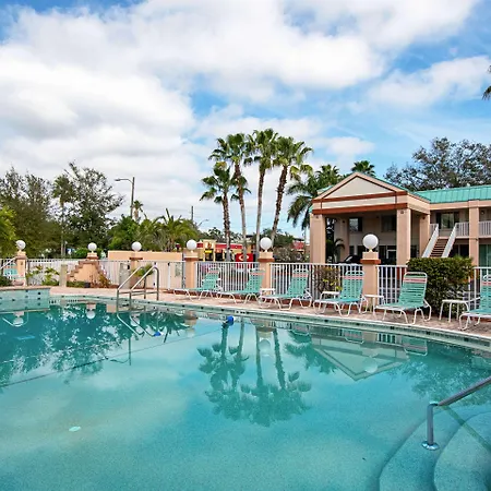 Ramada Limited Clearwater Hotel And Suites-3