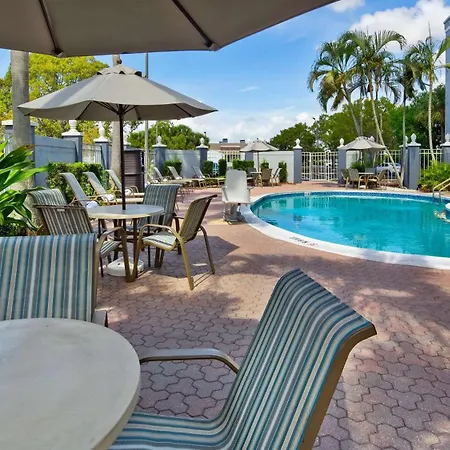 Best Western Fort Myers Inn And Suites-3