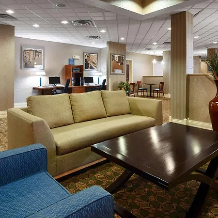 Best Western Plus Kalamazoo Suites-3