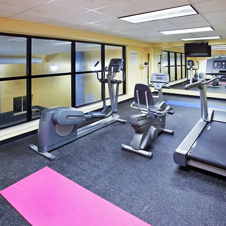 Hampton Inn Niagara Falls-3