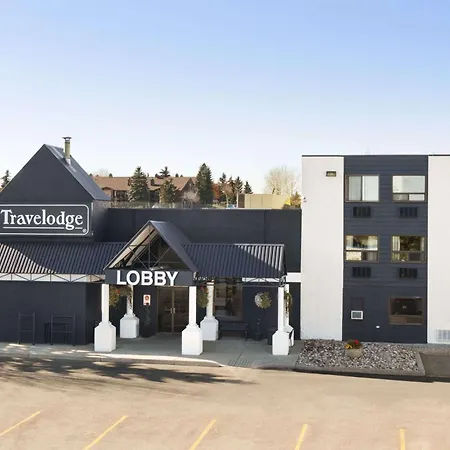 Travelodge By Wyndham Edmonton South-2