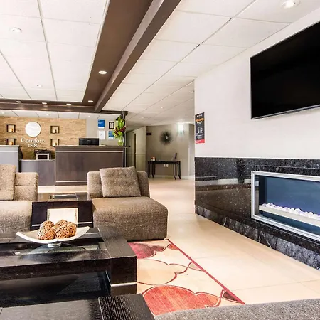 Comfort Inn Airport West-2