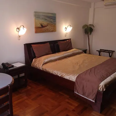 Hotel Plaza Real-2