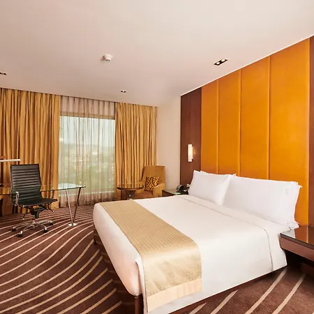 Holiday Inn Mumbai International Airport By Ihg-2