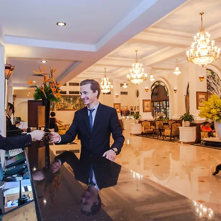 Hotel Majestic Saigon-3