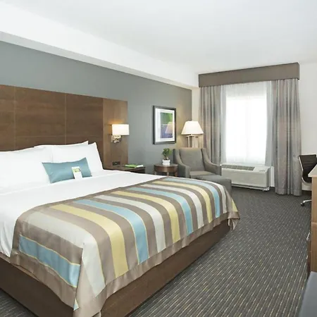 Wingate By Wyndham Calgary Airport-3