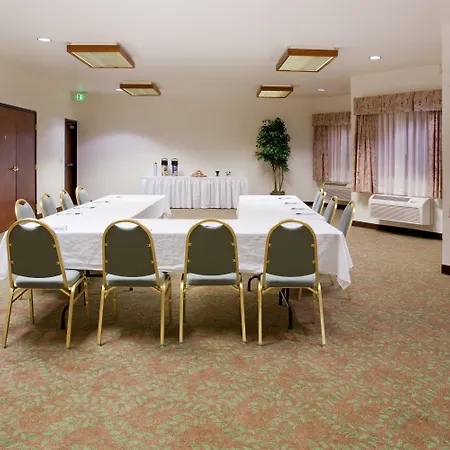 Hilton Garden Inn Colorado Springs Airport-3