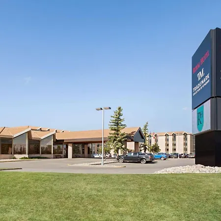 Royal Hotel West Edmonton, Trademark Collection By Wyndham-3